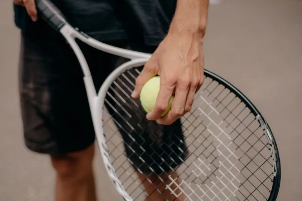 ATP250斯德哥尔摩鲁内冲冠与保罗室内硬地节奏胜负手谁将笑到最后